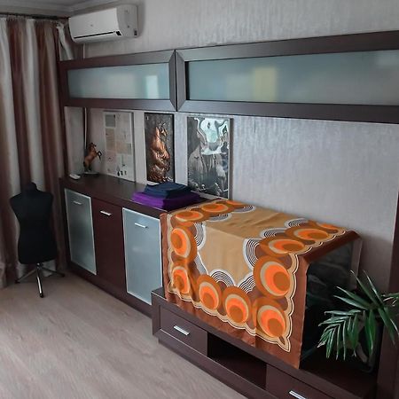 Apartment On Parkova 36 Τσορνομόρσκ Εξωτερικό φωτογραφία