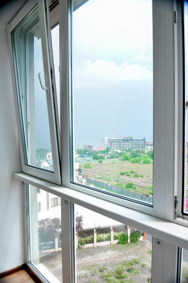 Apartment On Parkova 36 Τσορνομόρσκ Εξωτερικό φωτογραφία