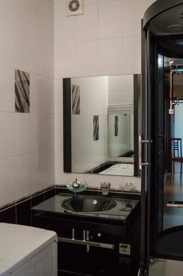 Apartment On Parkova 36 Τσορνομόρσκ Εξωτερικό φωτογραφία